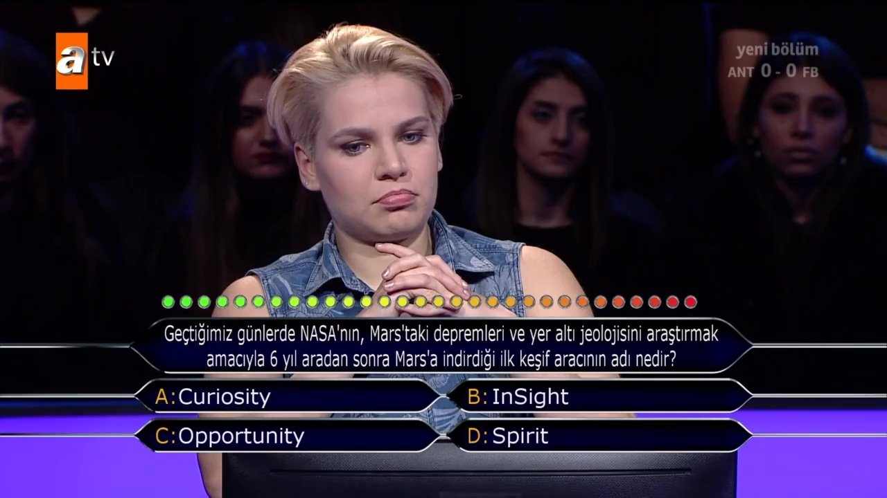 Kim Milyoner Olmak İster 796. bölüm soru ve cevapları | Futbol sorusu geceye damga vurdu