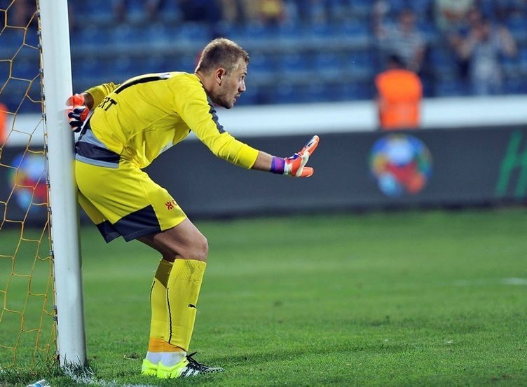 Galatasaray’da Mert Günok şoku!