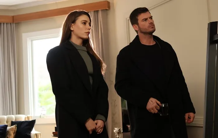 aile-25-bolum-fragmani-izle-show-tv-aile-dizisi-yeni-bolum-fragmani-1702362796300.jpg AİLE 25. BÖLÜM FRAGMANI İZLE | Show TV Aile dizisi yeni bölüm fragmanı - 1
