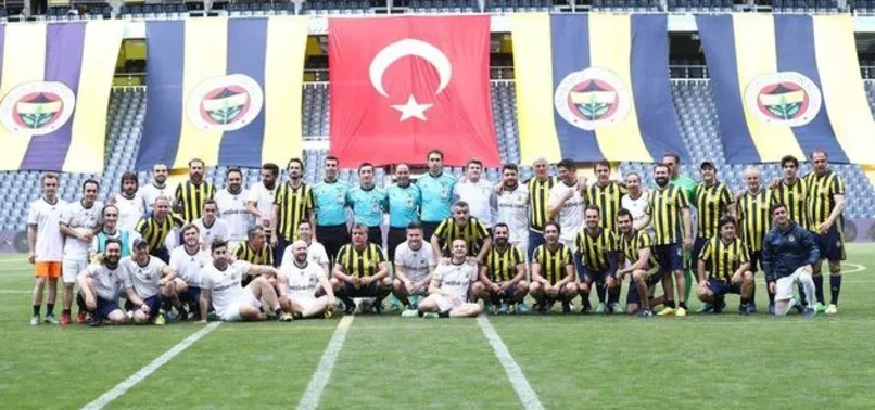Kadıköy'de çimlere veda organizasyonu
