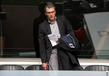 Comolli İrfan Can'ı tribünden izledi