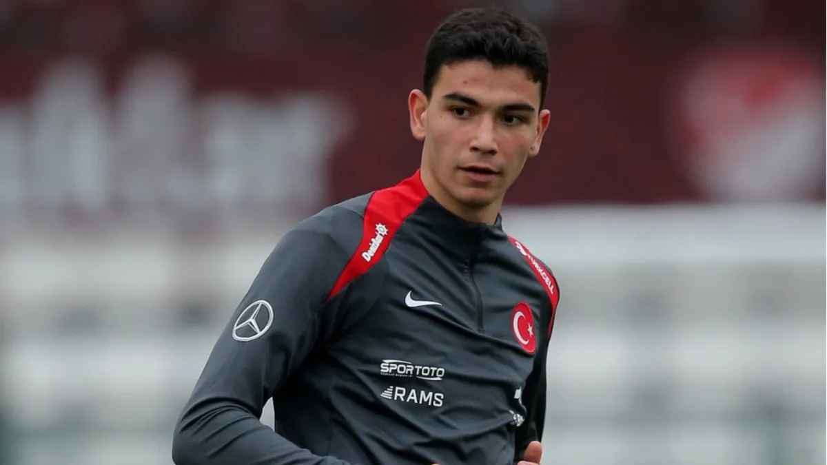 Yasin Özcan Aston Villa'ya transfer oldu!