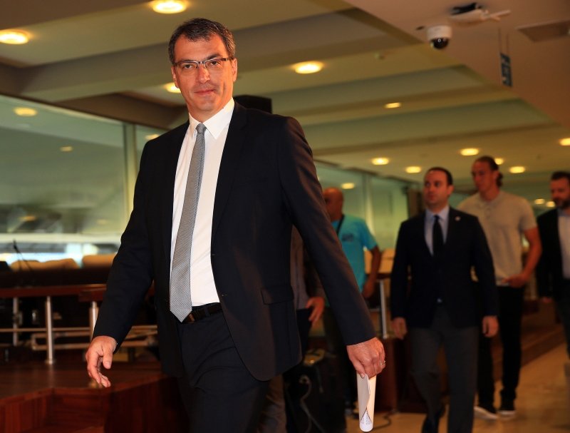 Fenerbahçe’ye transferde kötü haber!