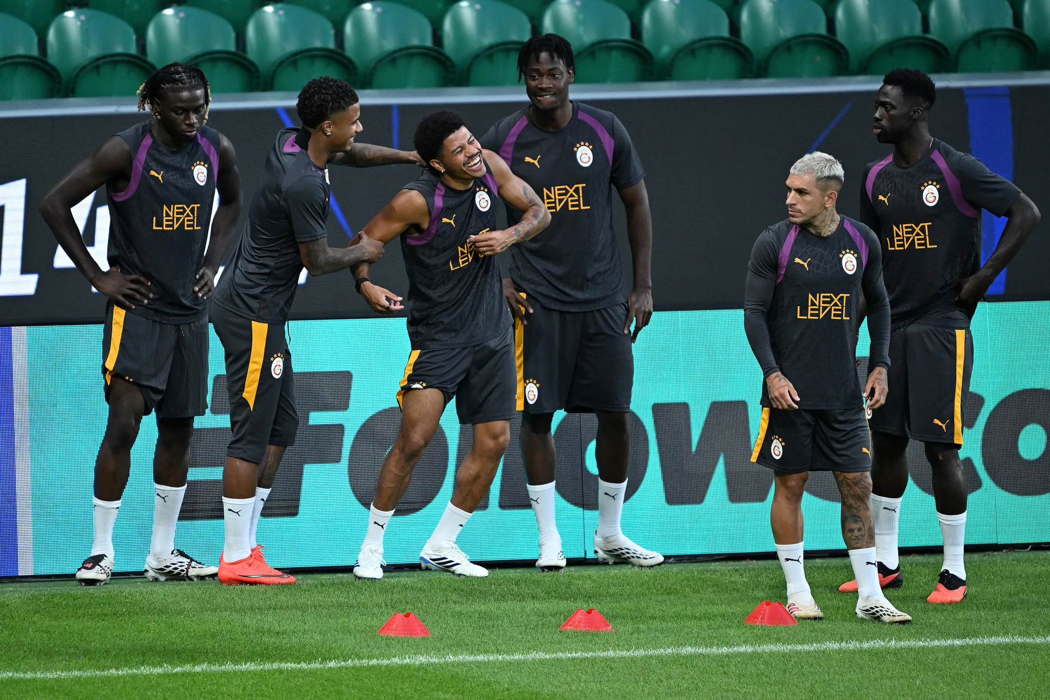 Galatasaray'da yeni transfer ayrılmak istiyor