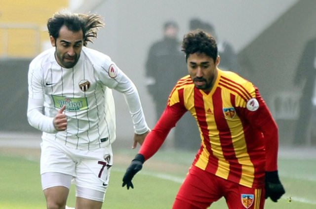 Galatasaray’da dev operasyon!