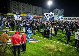 Estoril - Porto maçında faciadan dönüldü!