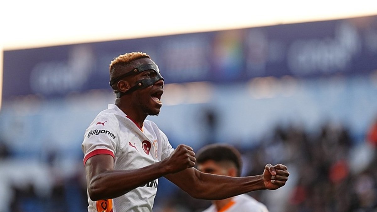 GALATASARAY HABERİ | Victor Osimhen'den transfer itirafı! Geçen yaz da... GALATASARAY HABERİ | Victor Osimhen'den transfer itirafı! Geçen yaz da...