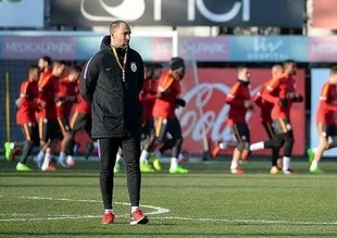 Derbiye Conte taktiği!