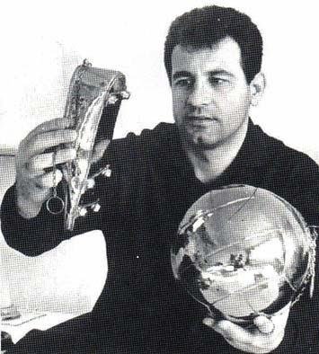 Metin Oktay futbolu Fener formasıyla bırakmıştı!