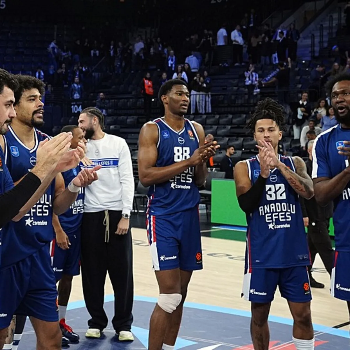 Anadolu Efes, EuroLeague'de Panathinaikos'u Ağırlayacak