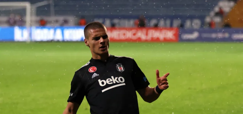 Beşiktaş'ın genç oyuncusu Can Bozdoğan kararını verdi! Menajeri...