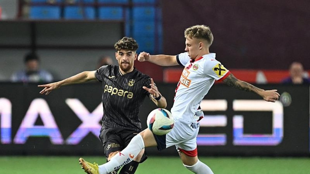 Rapid Wien Trabzonspor maçında Pedro Malheiro kırmızı kart gördü!