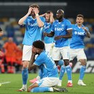 Napoli’ye zirvede Genoa çelmesi!