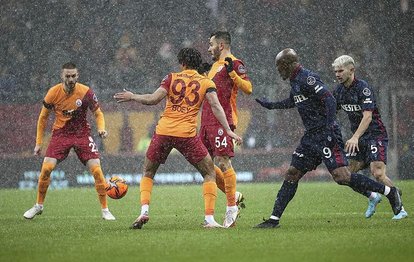 Galatasaray Trabzonspor maçında penaltı bekledi! İşte o pozisyon