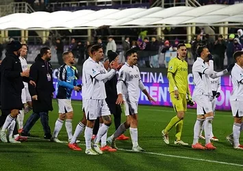 Napoli hataya yer vermedi!