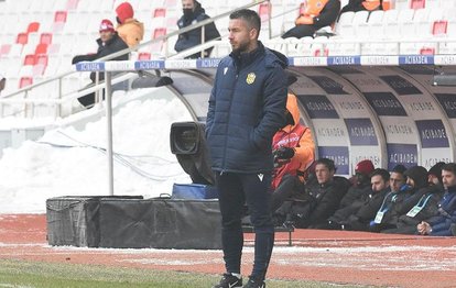 Yeni Malatyaspor Antalyaspor maçında Adem Büyük kendisini oyuna aldı!