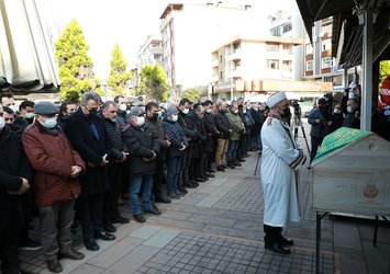 Mahmutyazıcıoğlu son yolculuğuna uğurlandı!