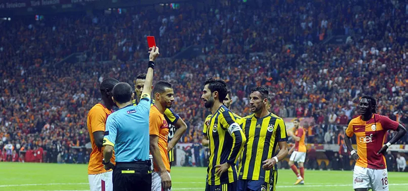 Galatasaraylılar'dan Cüneyt Çakır'a tepki