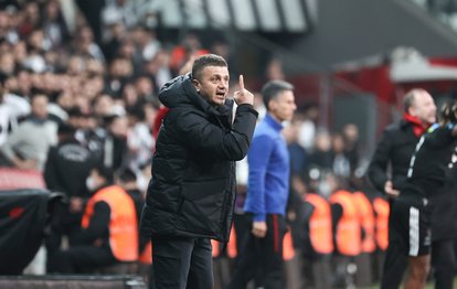 Giresunspor Teknik Direktörü Hakan Keleş Beşiktaş maçı sonrası konuştu! Oyuncularıma tepki gösterdim