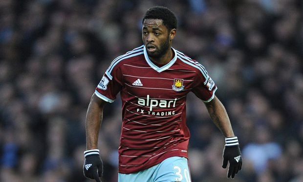 Alex Song tamam!