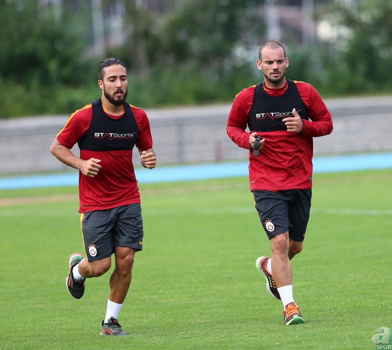 Sneijder Galatasaray’a dönecek mi? Fatih Terim açıkladı