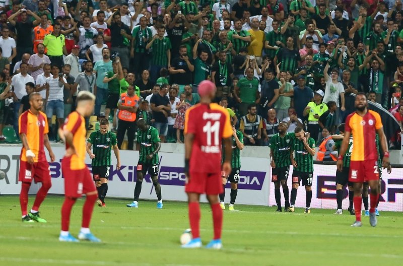 Hakem atamalarına Fenerbahçelilerden büyük tepki! Galatasaray...