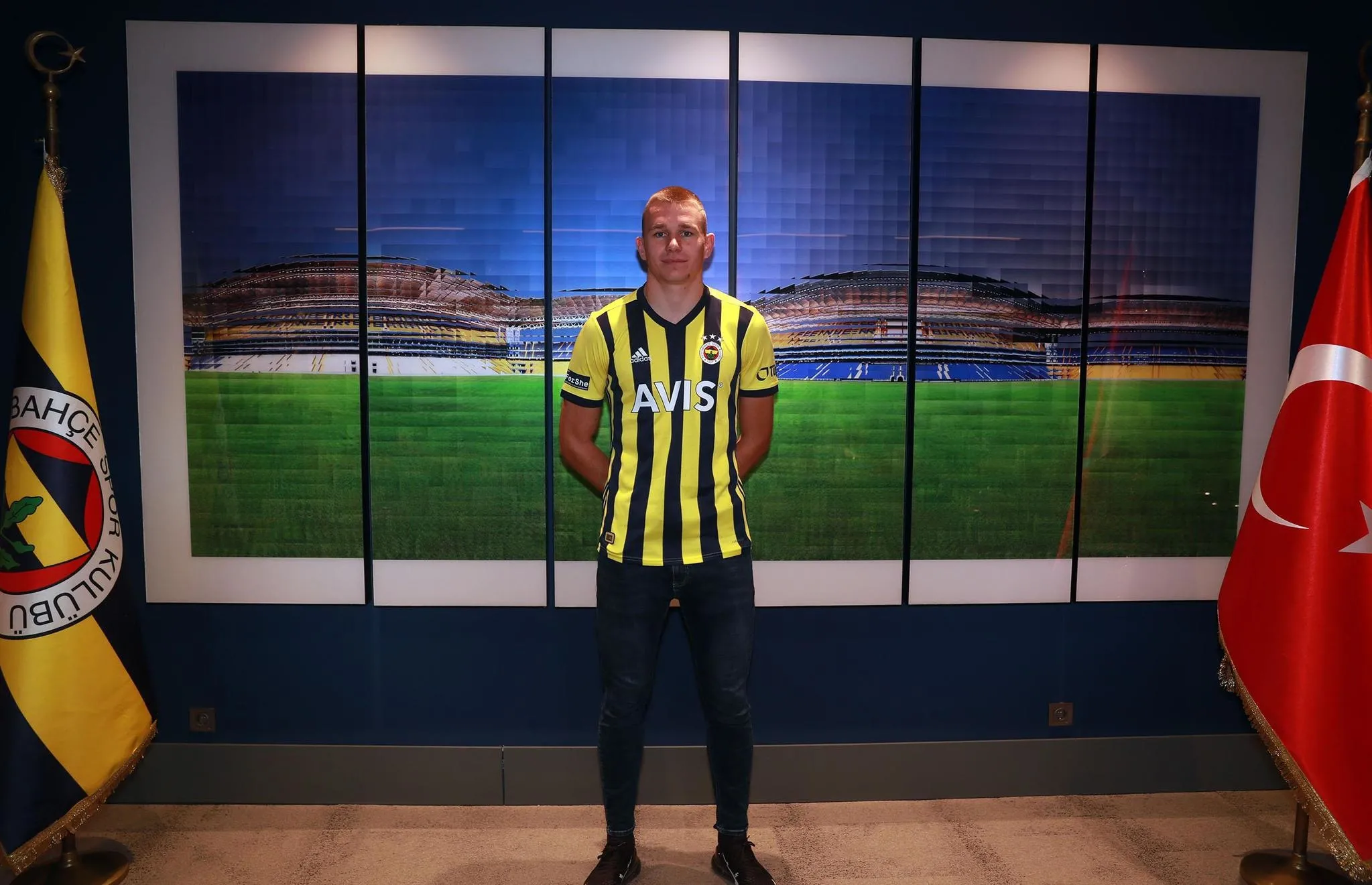 Attila Szalai resmen Fenerbahçe'de! İşte sözleşme süresi - 3