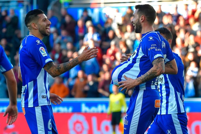 Fenerbahçe’de Skrtel’in yerine o isim geliyor!