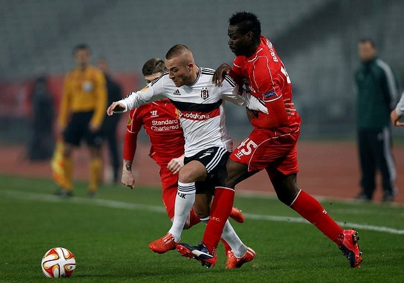 Fikret Orman, Balotelli’yi resmen açıkladı