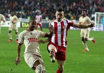 Yeni '8' Mert Hakan