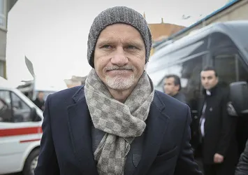 Sol beki Taffarel getiriyor!