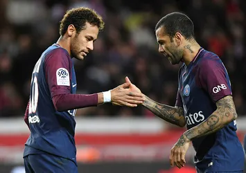 Neymar'ın kaptanlığı elinden alındı