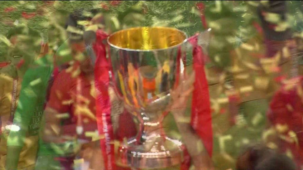 Aslan kupasını kaldırdı!