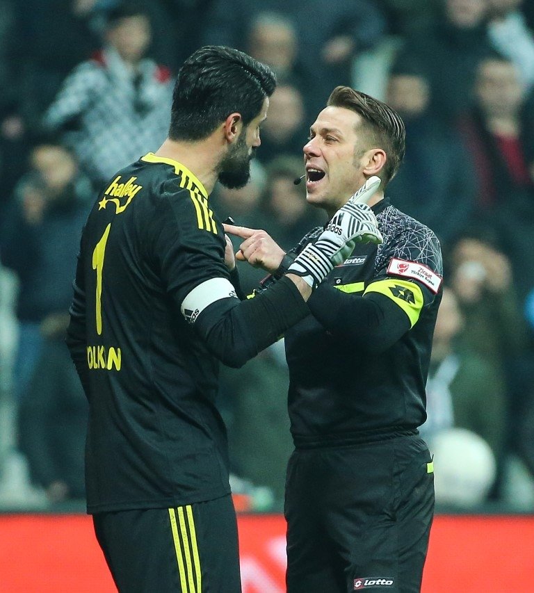 Alper ve Volkan kadro dışı!