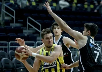 Derbide kazanan Beşiktaş!
