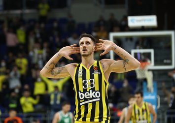 Euroleague'de F.Bahçe ve Efes'ten 2'de 2!