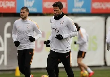 Hakan Balta takıma döndü