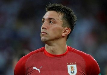 Muslera transfer için devrede! Yıldız ismi ikna edecek