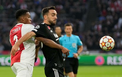 Son dakika spor haberi: Ajax - Beşiktaş maçında skandal karar! Kenan Karaman’ın golü iptal edildi