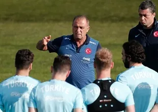 Terim'den ateşleyen konuşma: "Benim favorim sizsiniz"