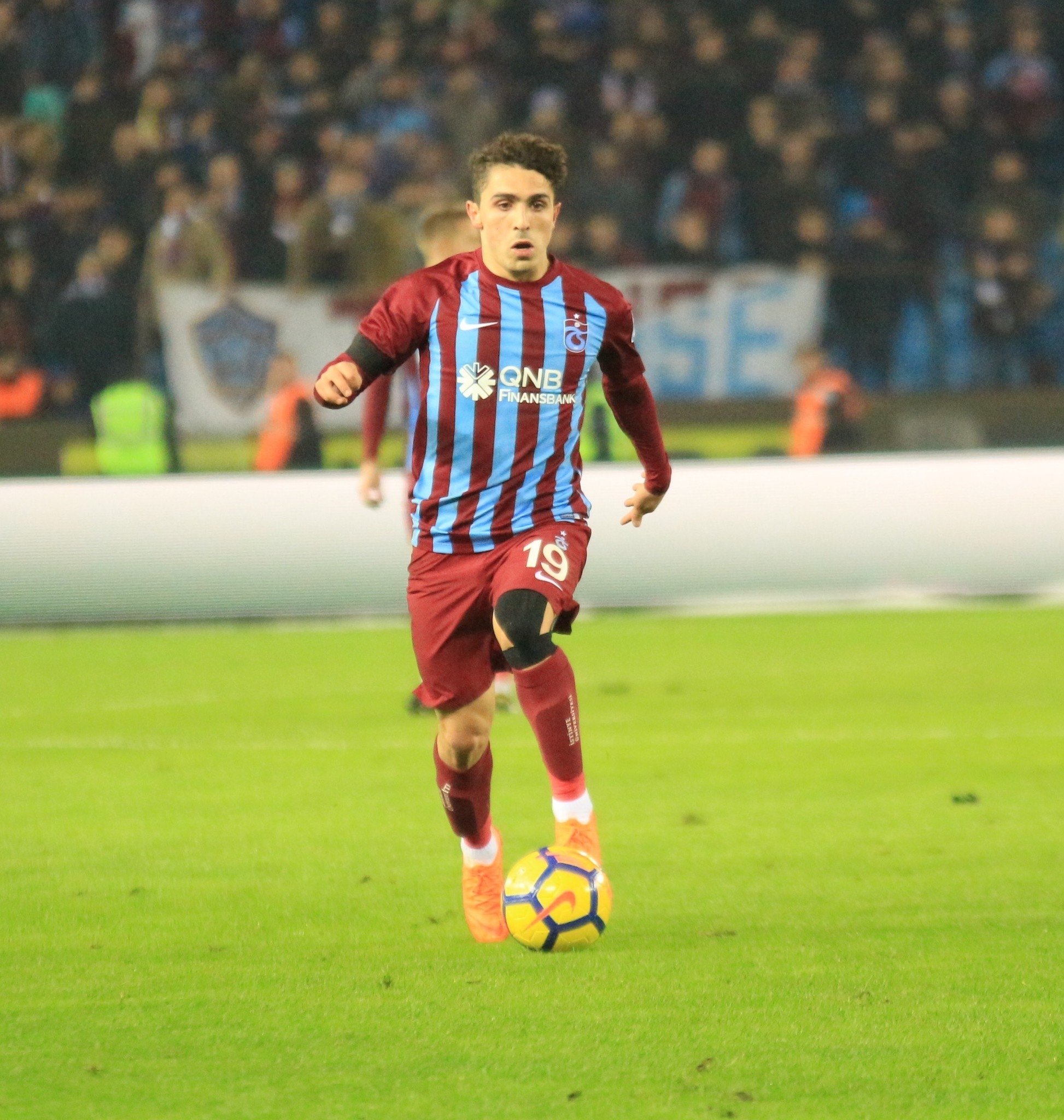 Abdülkadir yaşıtlarının en pahalısı!