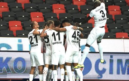 Son dakika spor haberi: Gaziantep FK - Başakşehir maçında Muhammet Demir Süper Lig tarihinin en hızlı golünü kaydetti!