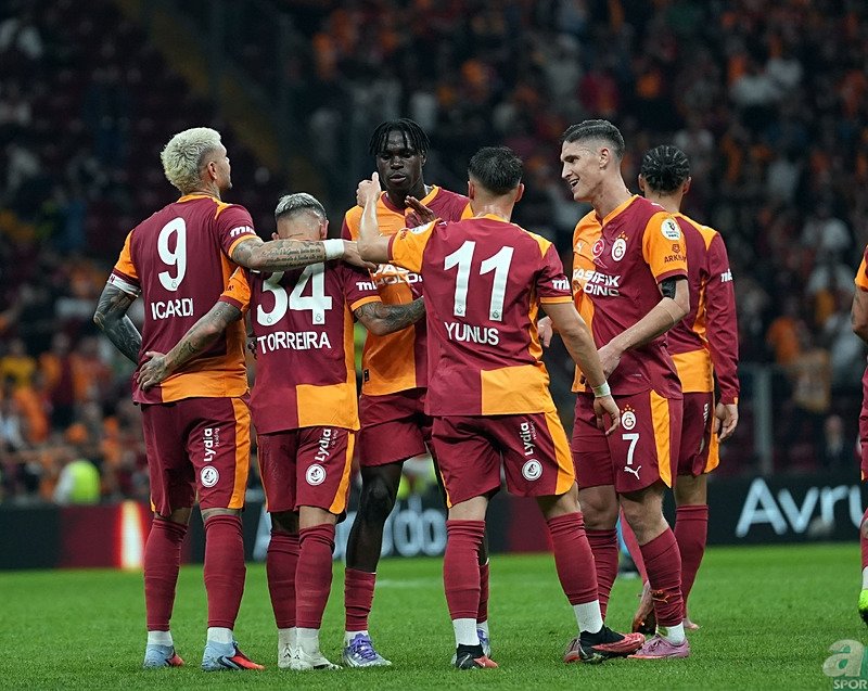Okan Buruk Başakşehir maçı öncesi kararını verdi! Osimhen mi Icardi mi?
