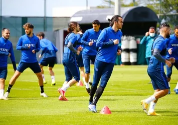 Trabzonspor Konya mesaisini tamamladı!