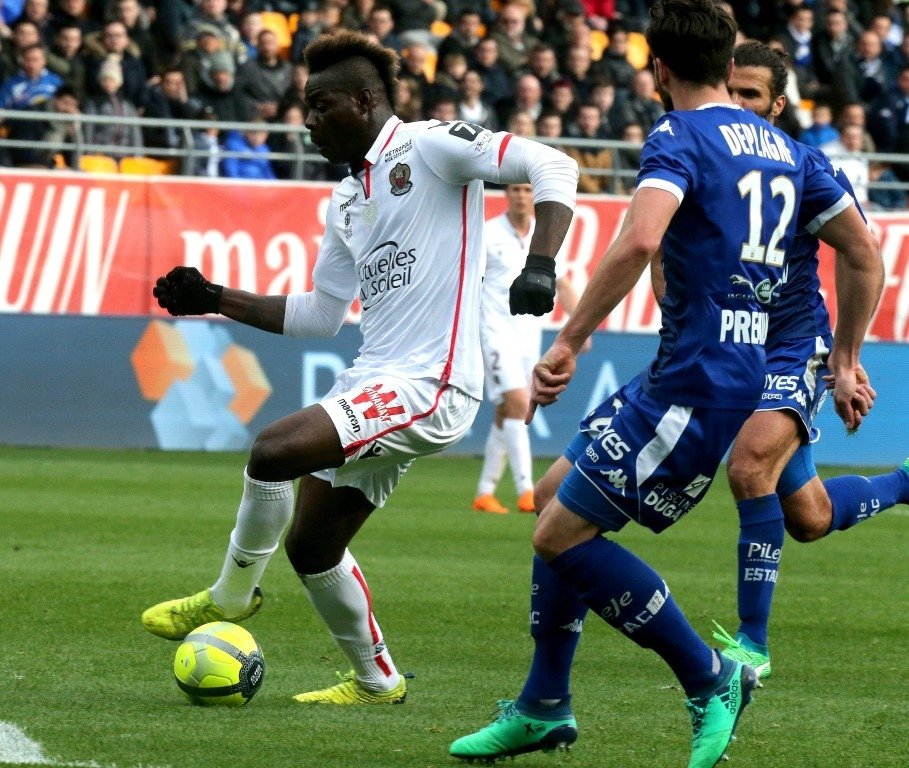 Janssen yerine Balotelli