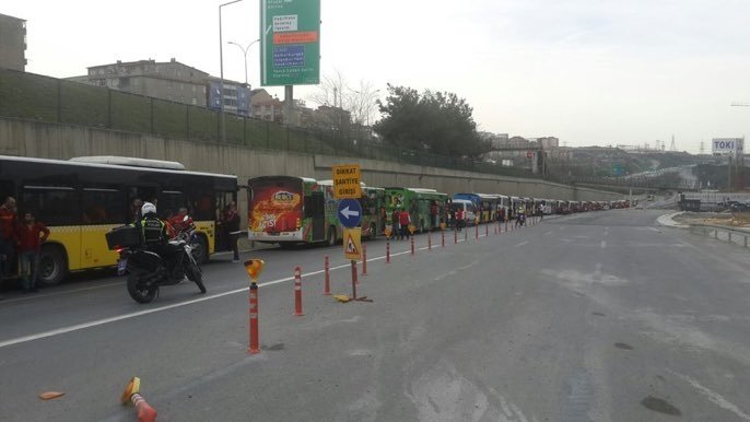 Galatasaray taraftarı yola çıktı