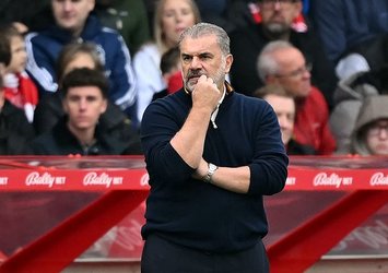 Chelsea 3 puanı 3 golle aldı! Postecoglou...