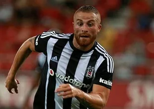Gökhan Töre, West Ham'a kiralandı