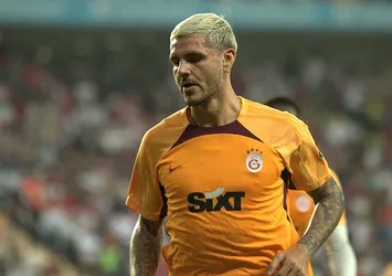 Icardi inanılmazı kaçırdı!