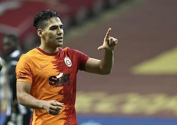 Cimbom'da Falcao'ya çifte talip!